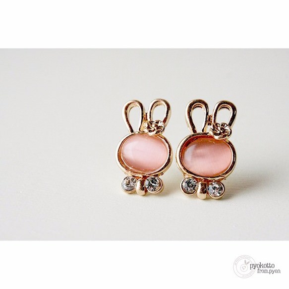 pyon おめかしうさぎ(ピンク)♡ピアス♡